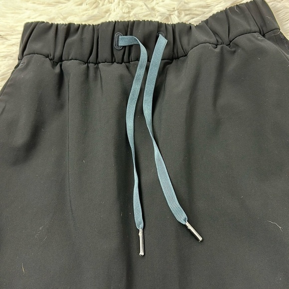 Lululemon On The Fly Skirt *21" Black - Picture 2 of 5